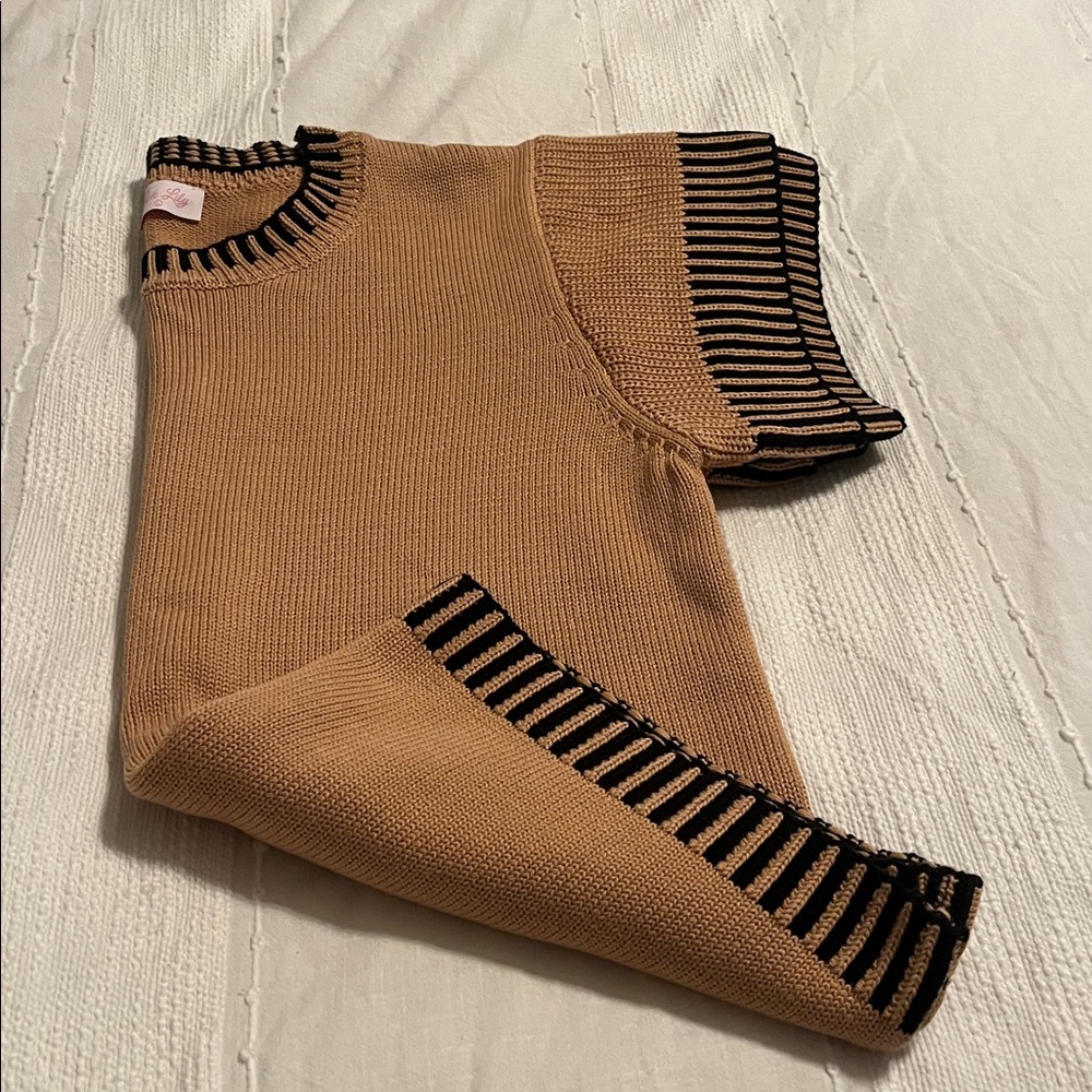 Pink Lily Tan and Black Knit Short Sleeve Sweater with double sleeve layering